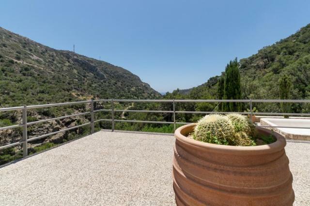 Crete Retreat - Nature & Comfort Await Ierapetra  Luaran gambar